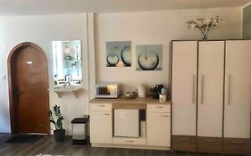 Studio Emdecker Am Delft
